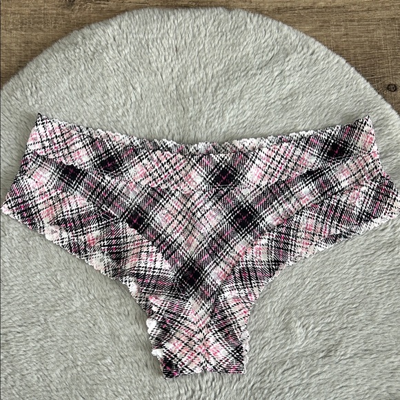 Victoria's Secret Plaid Lace Cheeky Panty L - Picture 1 of 4